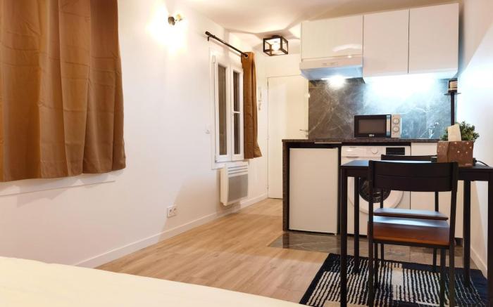 Calm New deco studio near Nation