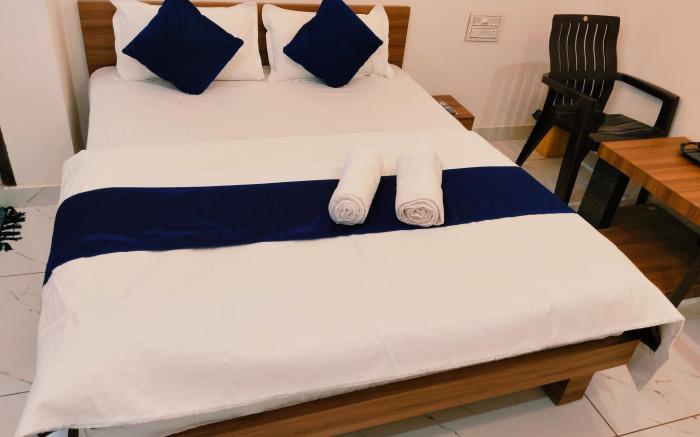 Hotel Bhavya Palace