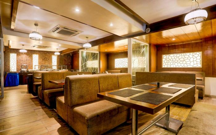 Townhouse Oak Ahmedabad Junction