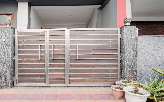 Hotel O Sector 20 Noida