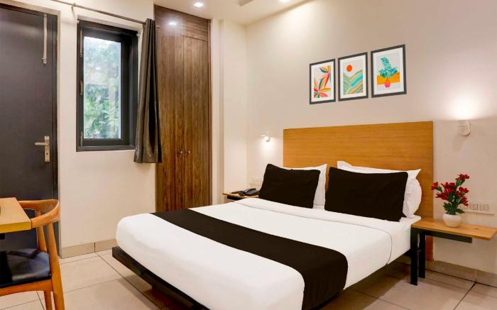 Townhouse Oak Samaypur Badli Metro
