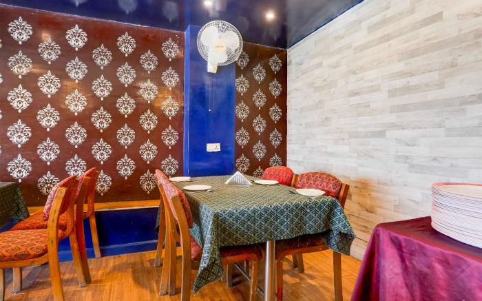 Townhouse Oak Udaipur City Railway Junction