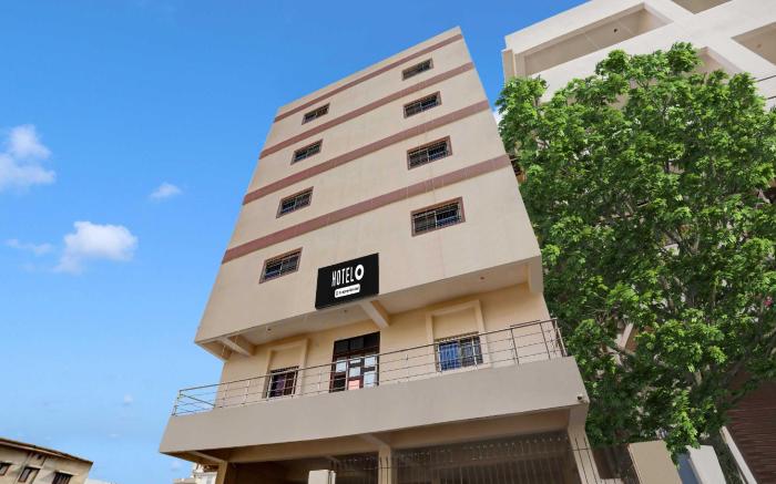 Hotel O Danapur Near Railway Station