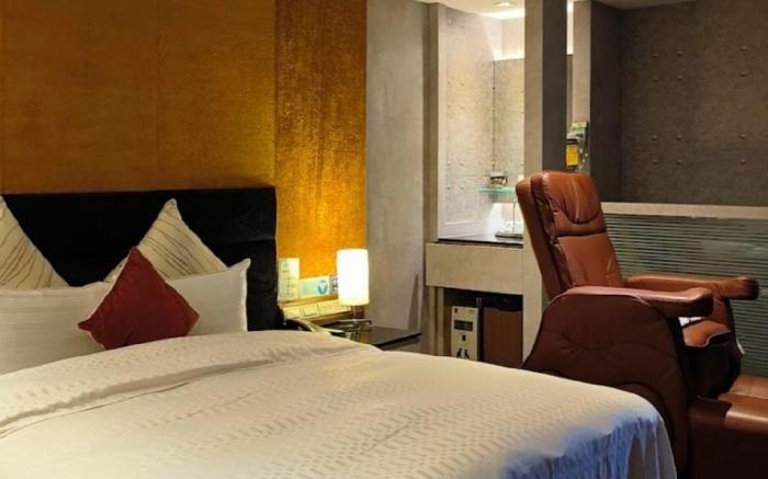 薇風情汽車旅館 - 台南館