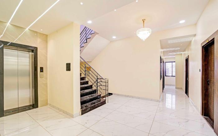 Townhouse Aurobindo Hospital