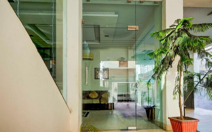Hotel O Banipark