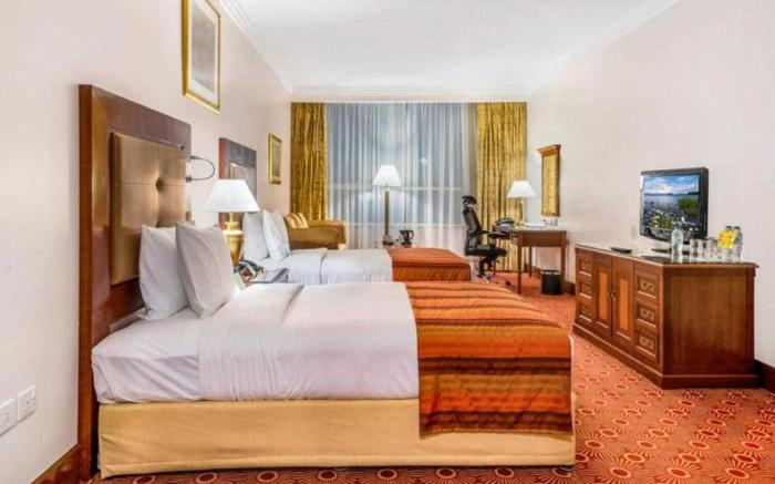 Holiday International Hotel Bur Juman by Sunday