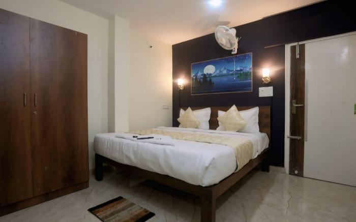 Hotel Sujatha International