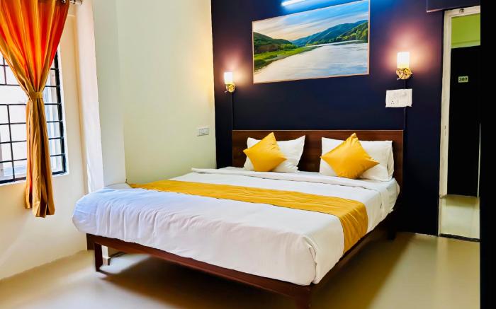 Hotel Sujatha International