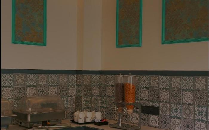 Hotel StayBird - Cove, Kharadi