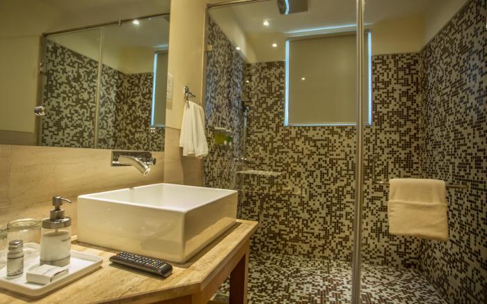 Sarovar Portico Jalandhar