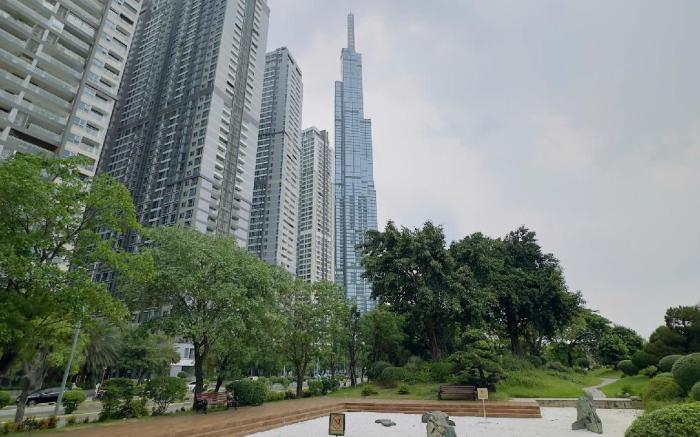 Nice Luxury Apartments Vinhome Central