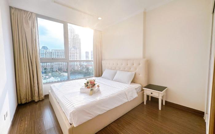 Nice Luxury Apartments Vinhome Central