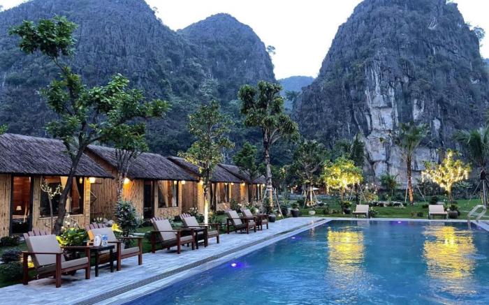 Tam Coc Peaceful Nature
