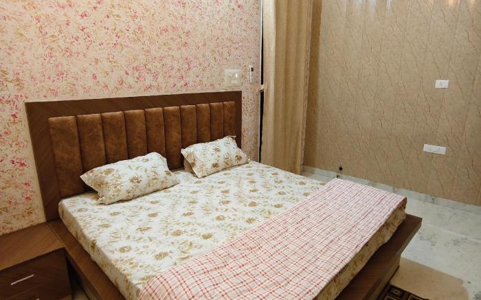 Hare Krishna Homestay 