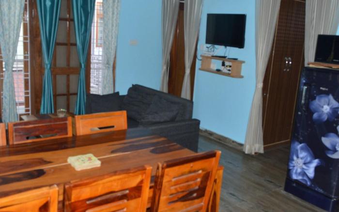Casa De Fortuna - B | 2BHK | Bhimtal by Homeyhuts