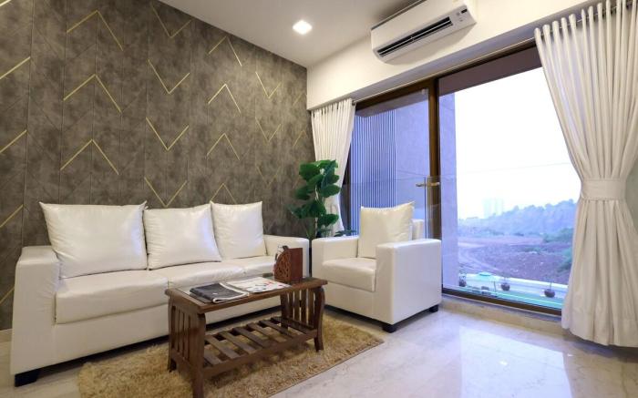 Plush 3 bedroom near Hiranandani Hospital Powai