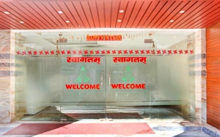 Swastik Place near New Delhi Railway Station
