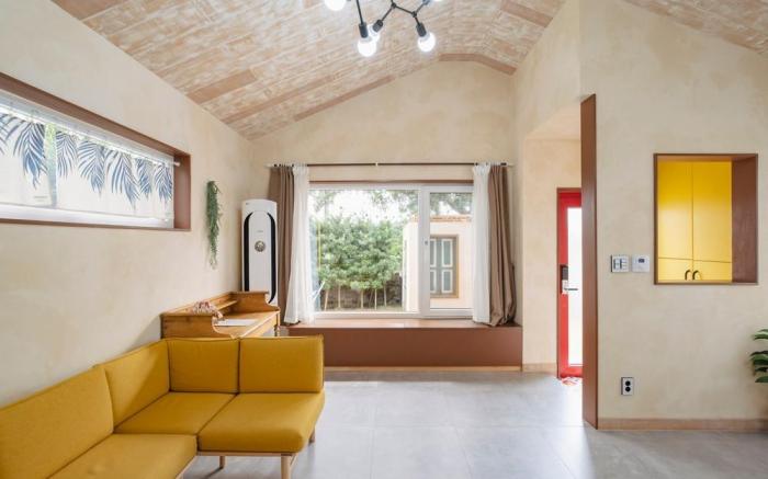Gwarangpelong Minbak Jeju Couple Family Private House