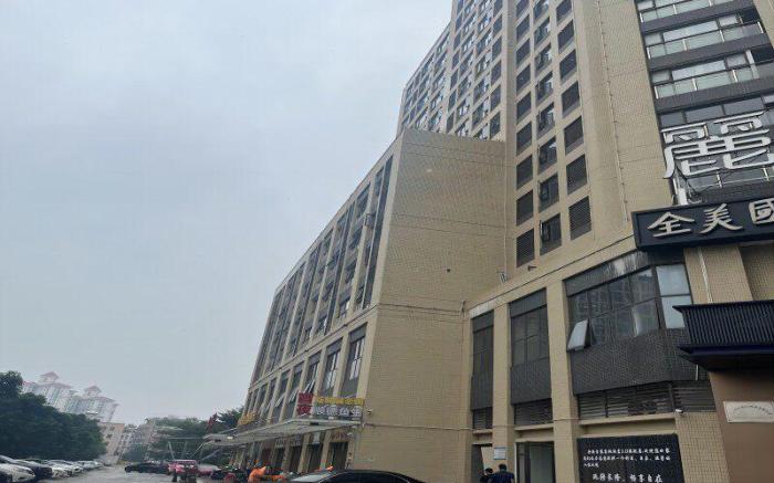 Lavande Hotel Guangzhou Panyu Hanxi Chimelong Dashi Metro Station