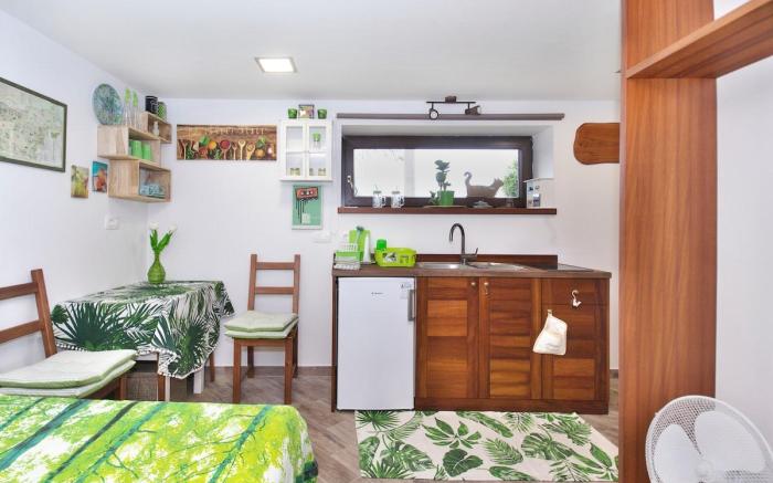 Green cottage Baredi, Izola, Slovenia