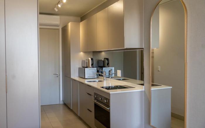 One Rosebank Executive Apartment Hotel