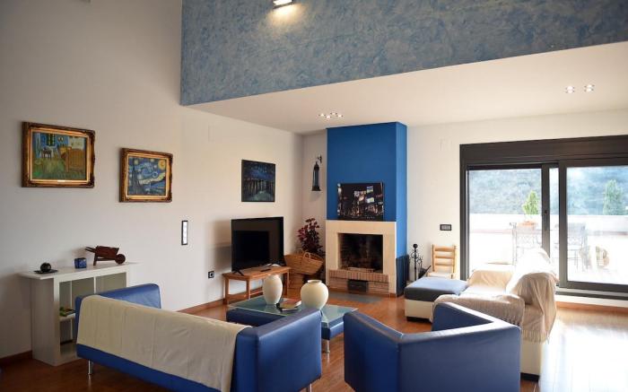 Villa Galiana by Florentia Homes