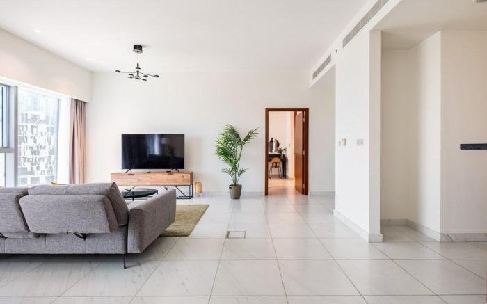 Central Park Tower - Close to Metro/1BR/DIFC