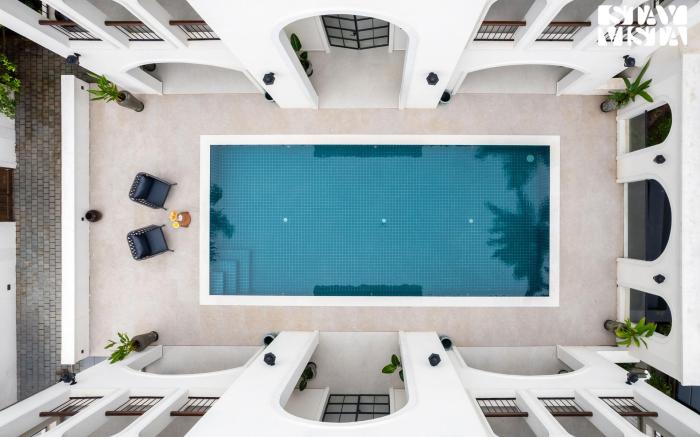 StayVista at Roźe Home