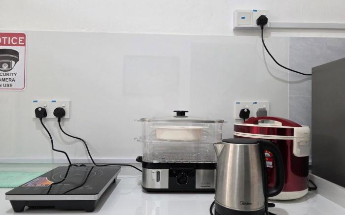 TripleRoom @ JlnBurma Georgetown (shared bathroom)