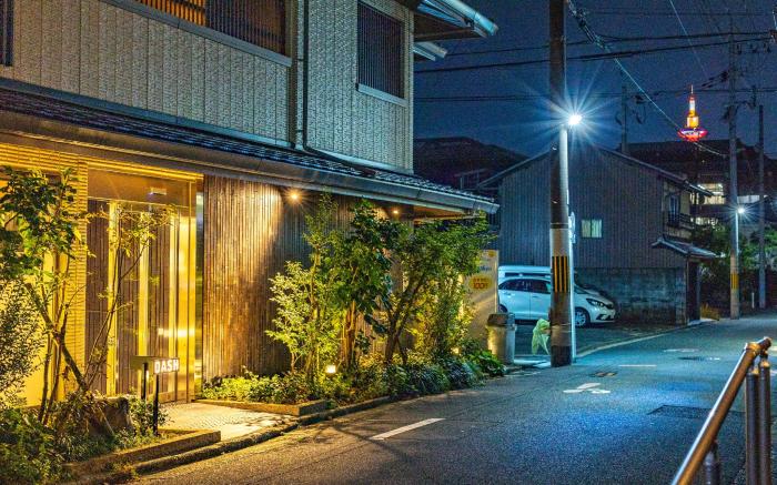 Dash Living Gojo