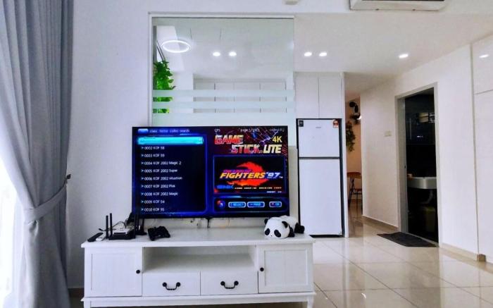 2-5pax 2BR Panda Homestay Midas Seri Alam  TV Game