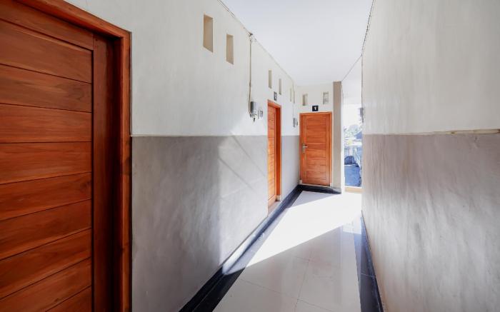 Soka Asri Guest House near Bali Zoo RedPartner