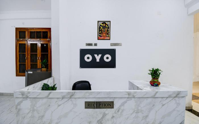 Hotel O VELMORA HOTEL
