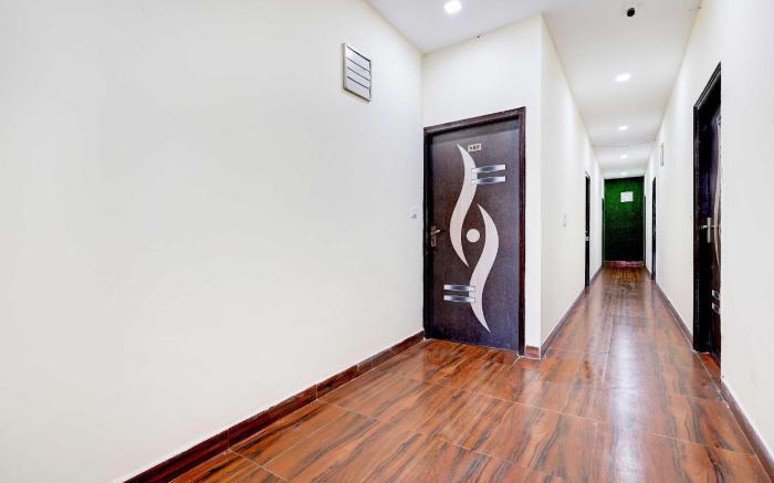 Collection O Rajeev Nagar Faridabad