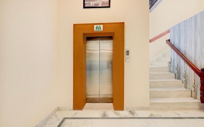 Collection O Taj Empire