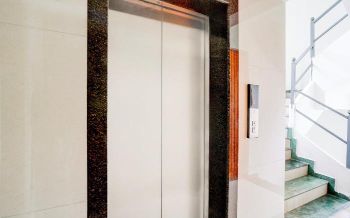 Collection O Viviana Mall Thane West Formerly Athithi Stays