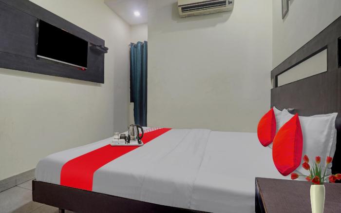 Hotel O Hare Krishna Guest House