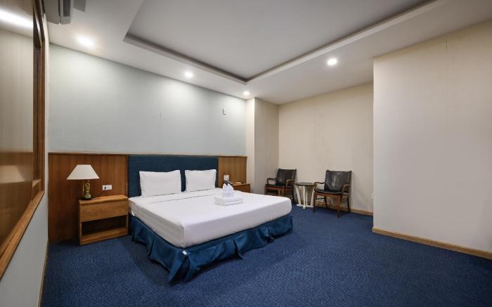 Sunshine Airport Hotel