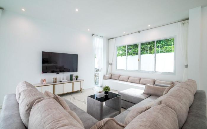 Montrio Pool Villa Pattaya, Thailand