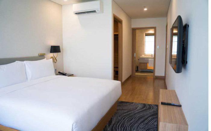 [Day Stay - 12 Hrs Slot: 8 AM to 8 PM] Hotel O Electronic City RS Gardens