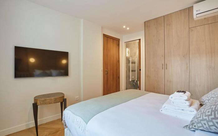 Apartment in the Center of Paris