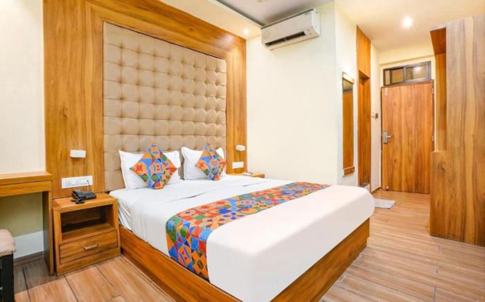 Cozy Inn T2 Mumbai Airport