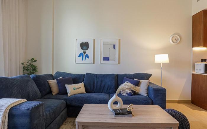 Modern Escape in Jumeirah Bliss
