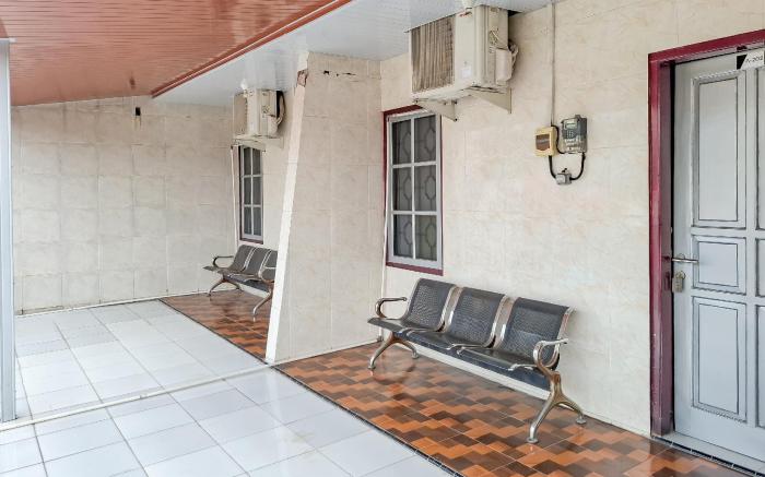 Urbanview Hotel Executive Residence Semarang by RedDoorz