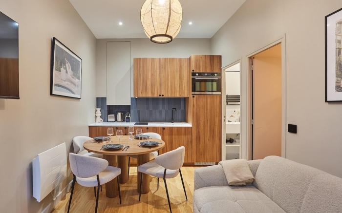 Apartment Center of Paris