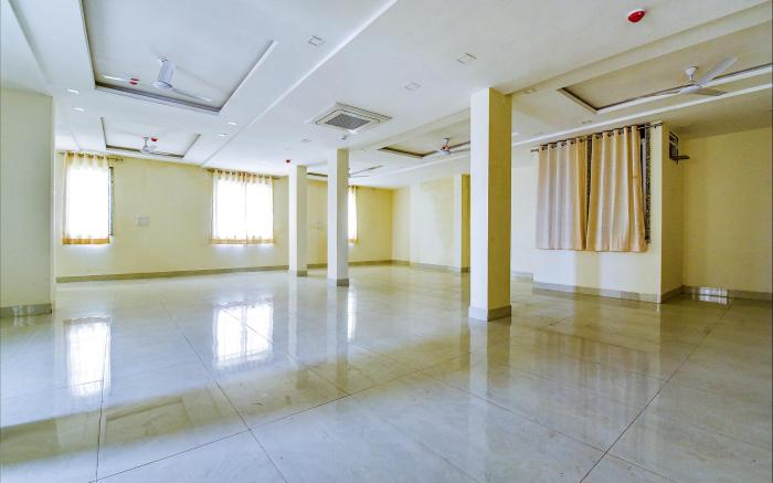 FabHotel Diamond I