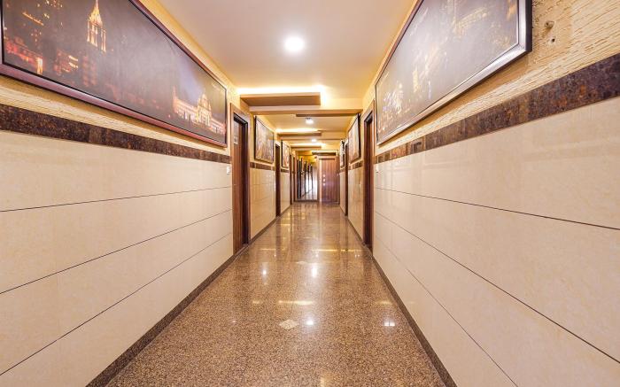 FabHotel Ginger Suites