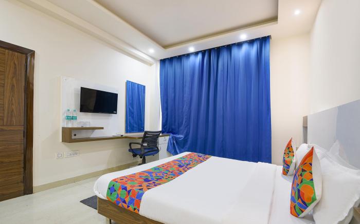 FabHotel Skylight Inn - Artemis Hospital Gurgaon
