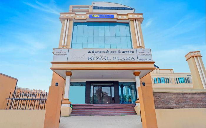 FabHotel The Royal Plaza